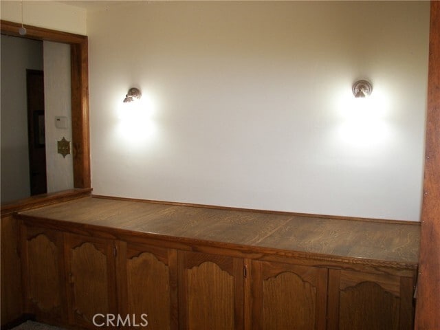 Foto del edificio - 21636 Sawpit Canyon Rd