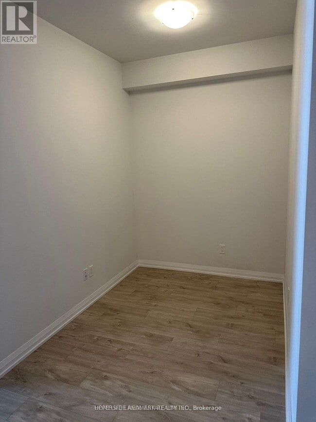 Building Photo - 7895 Jane St