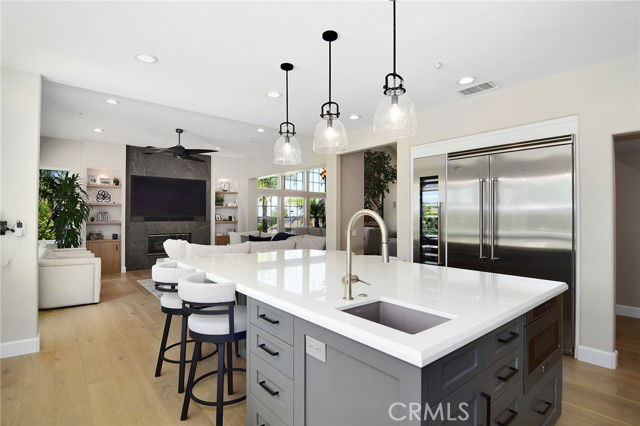 Foto del edificio - 3941 Rock Hampton Dr