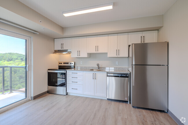 3BR, 1BA - 765SF - Kitchen - Bloomingdale Mews 2