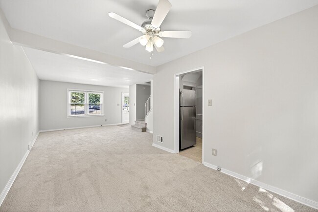 Foto del edificio - 119 W Selby Blvd