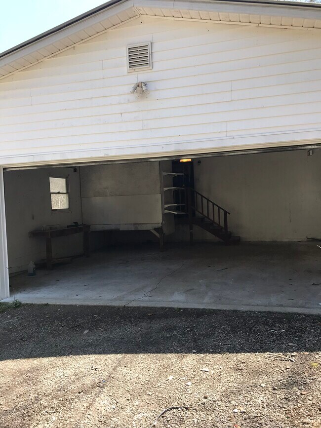 789 Cove Creek Rd, Waynesville, NC 28785 House Rental in Waynesville