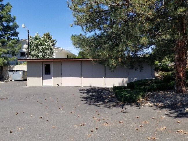 Building Photo - p513