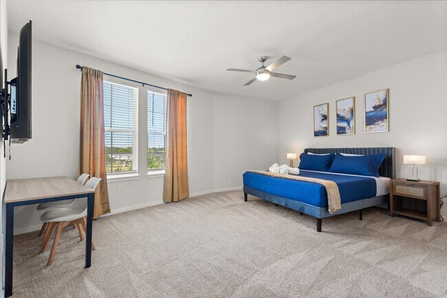 Building Photo - 1223 E Plant St