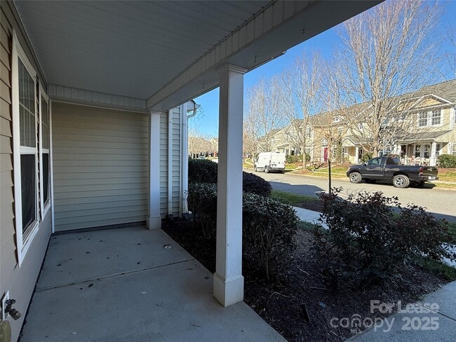 Building Photo - 10531 Trolley Run Dr