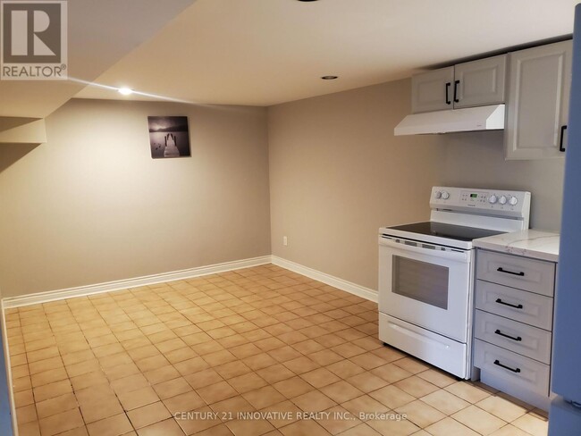 Photo du bâtiment - 1986 Liverpool Rd