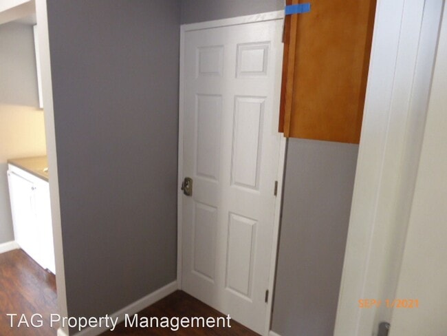 Building Photo - 2 br, 1 bath House - 15317 NE 62nd Ct