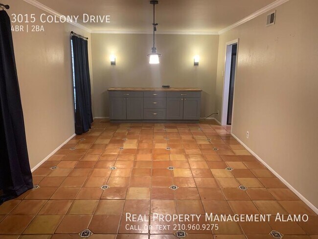 Building Photo - 3015 Colony Dr