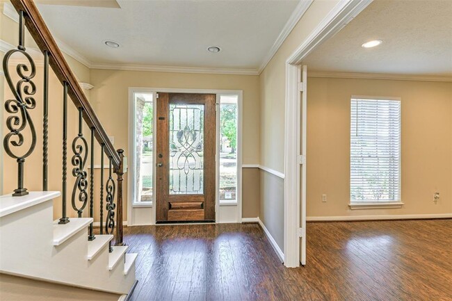 Building Photo - 8230 Bairnsdale Ln