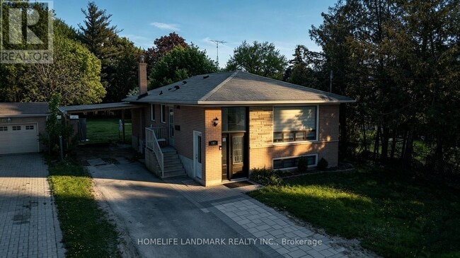 Building Photo - 181 Maple Ave