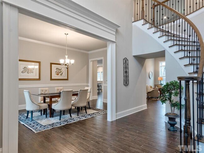 Building Photo - 3525 Clifton Park Ct