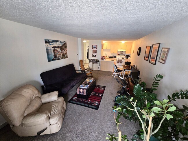 Foto del edificio - Charming 1-Bedroom Condo in the Heart of Denver's University Neighborhood