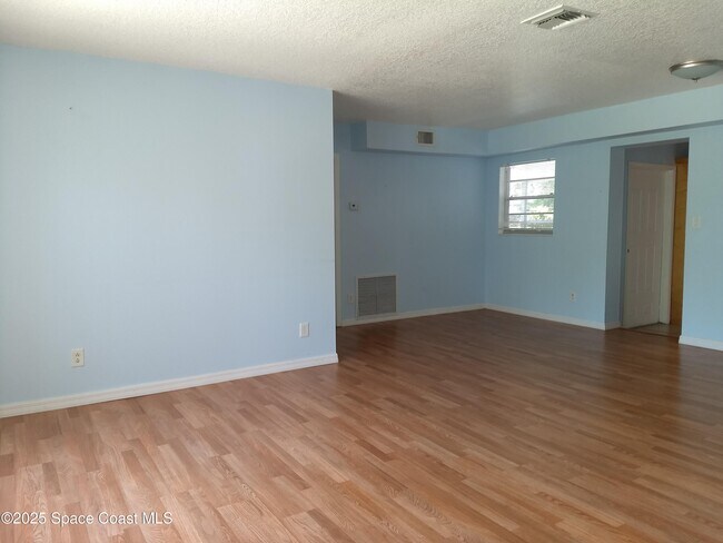 Foto del edificio - 973 Pinson Blvd