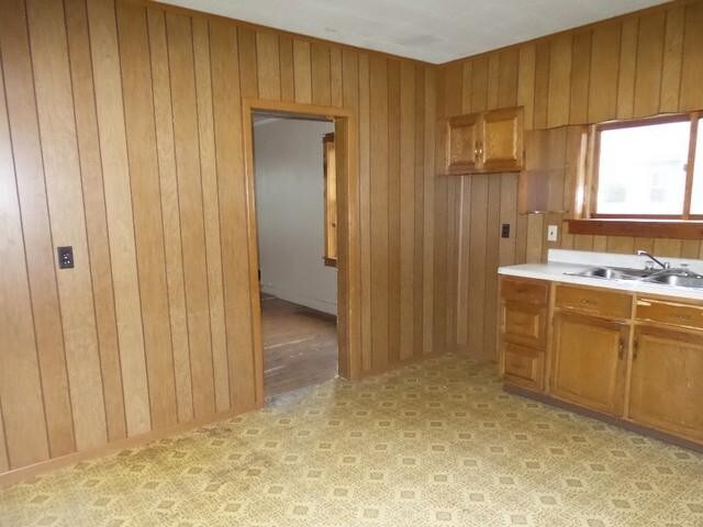 Foto del edificio - 1 bedroom in Tupper Lake NY 12986