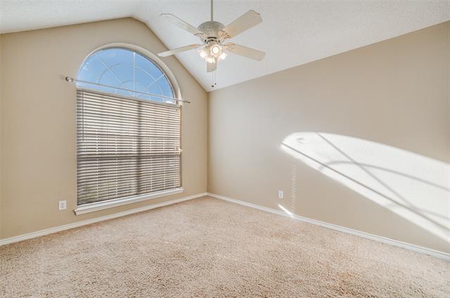 Foto del edificio - 10610 Huntington Rd