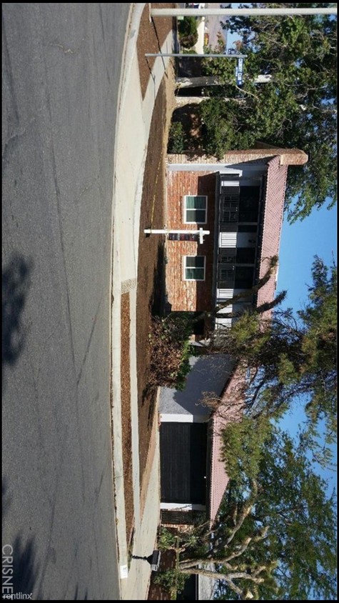Primary Photo - 39777 Country Club Dr