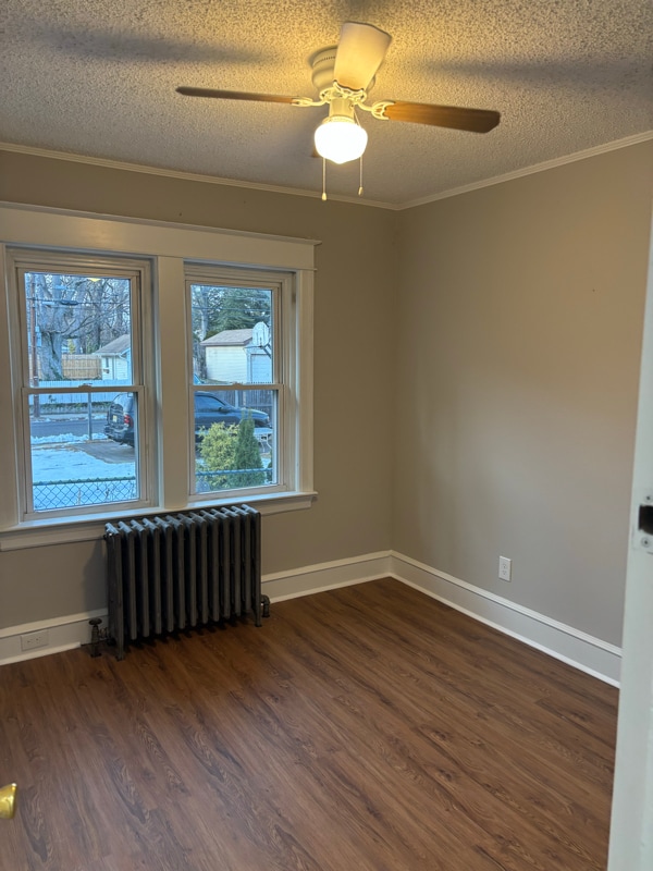 Building Photo - 105 Avon Ave