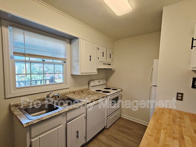 Foto del edificio - 18 Broadview Terrace