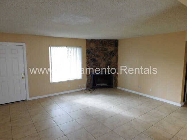 Building Photo - 3 br, 2 bath House - 8907 Rancho Grande Ct