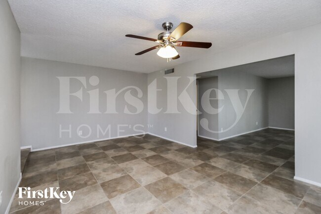 Foto del edificio - 2331 E Alameda Dr