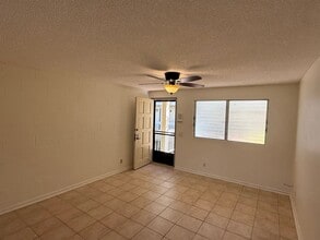 Building Photo - 350 Aoloa St