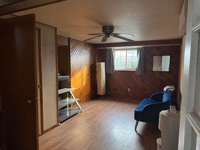 Building Photo - 106 Cornell Ln