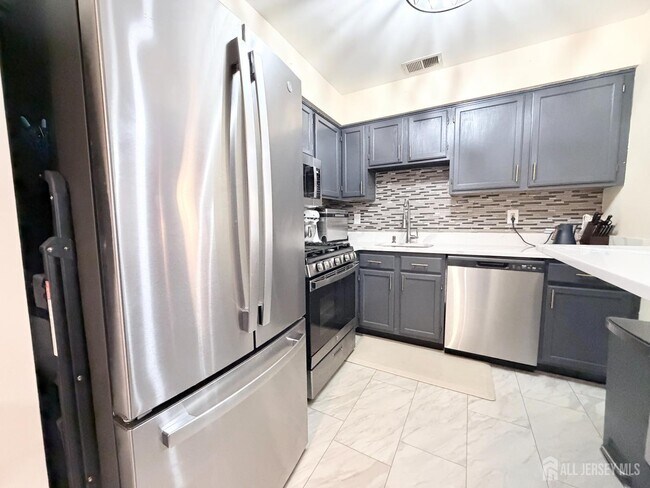 Foto del edificio - 226 Waterford Dr