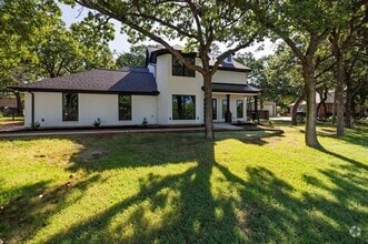 Building Photo - 2333 Trail Tree Ct