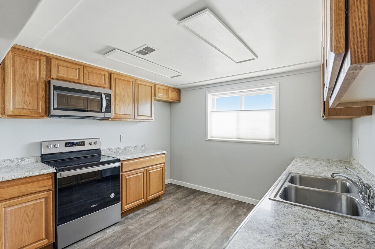 Photo - 6190 Wadsworth Blvd (Arvada, CO)