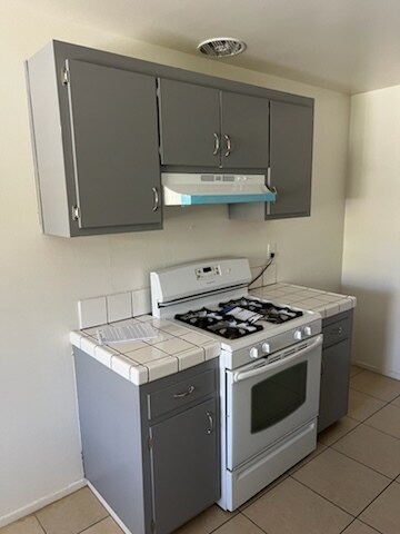 Foto del edificio - 9354 Pradera Ave
