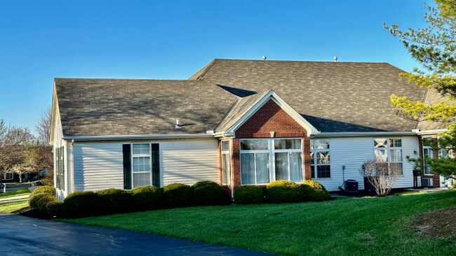 Building Photo - 3947 Sandtrap Cir