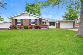 Building Photo - 10621 Langford Dr