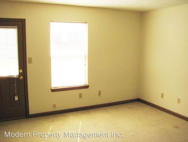 Building Photo - 2841 Ryan Cir