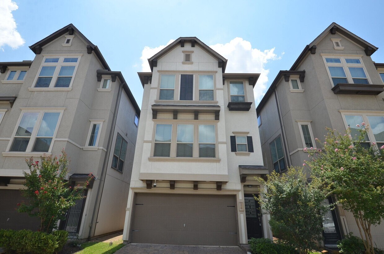 Foto principal - 10709 Madden Oaks Pl