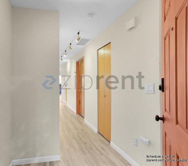 Foto del edificio - 31080 State Rte 20