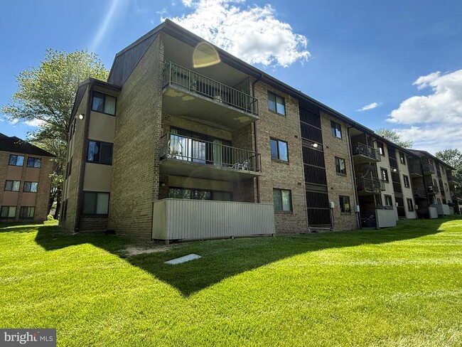 Building Photo - 6029-4 Majors Ln