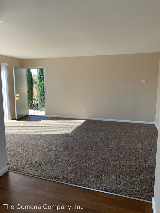 Building Photo - 4512 Altadena Ave