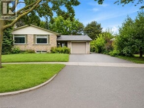 Building Photo - 58 Tupper Crescent