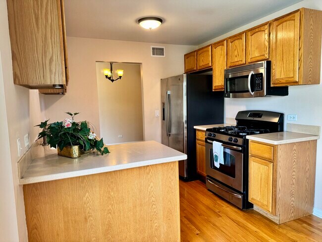Foto del edificio - 300 Pembridge Ln