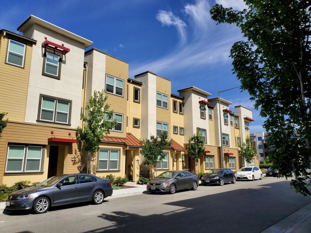 5650 Campbell Lane Townhome Rentals in Dublin CA