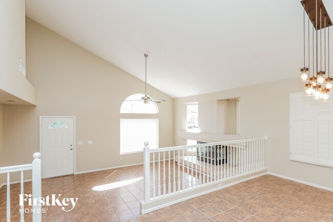 Foto del edificio - 9825 Silver Chaps Ct