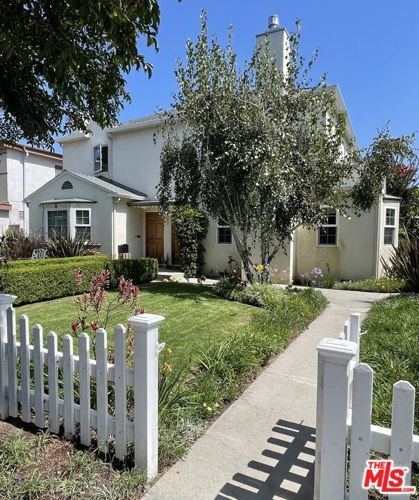 Primary Photo - 2201 20th St