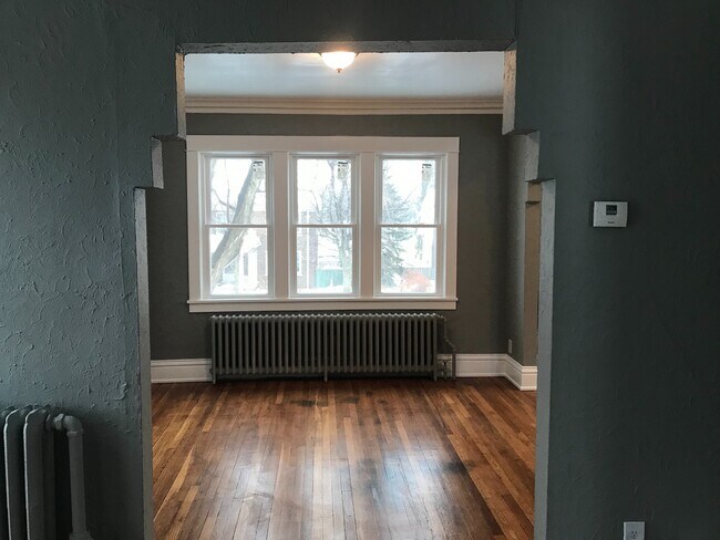 Foto del edificio - 391 Case Ave E