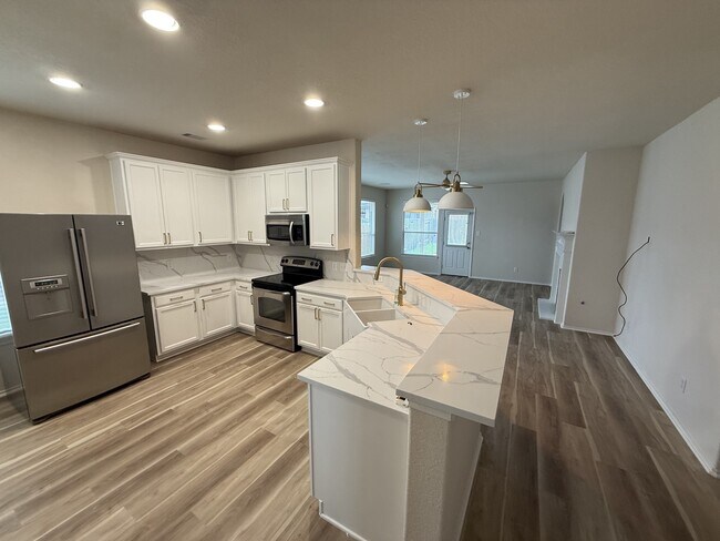 Foto del edificio - 8938 Headstall Dr