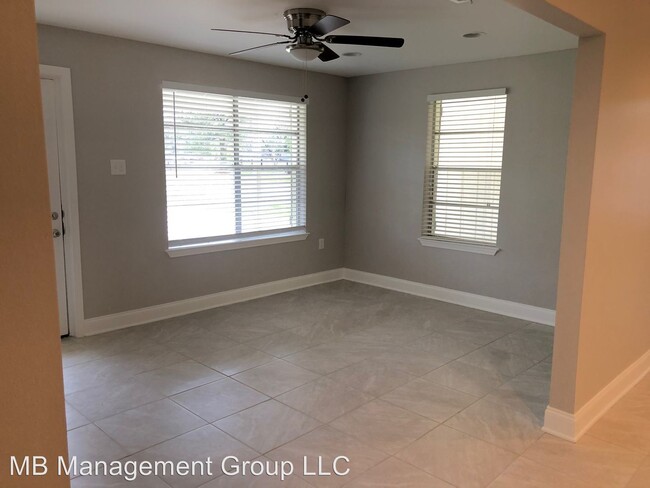 Building Photo - 4 br, 2.5 bath House - 1128 Sinbad Drive