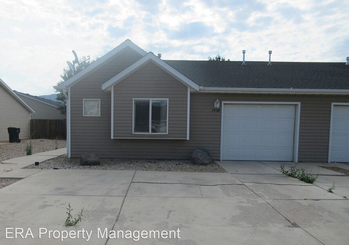 Primary Photo - 3 br, 2 bath House - 1938 N 550 W