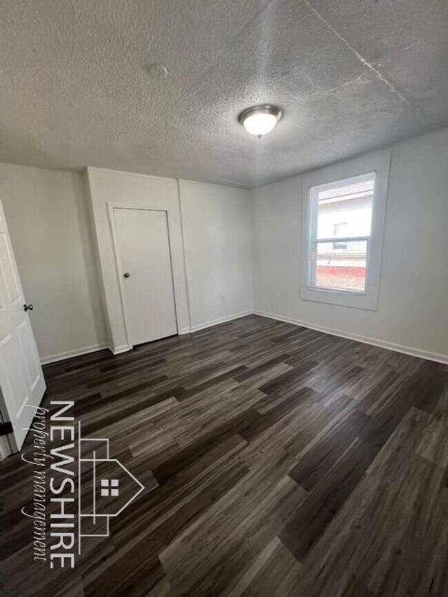 Foto del edificio - 458 Arch St