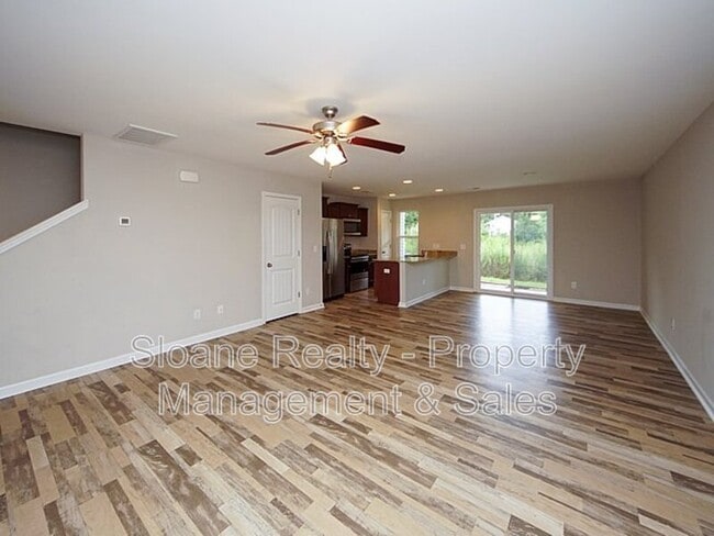 Foto del edificio - 557 Truman Dr