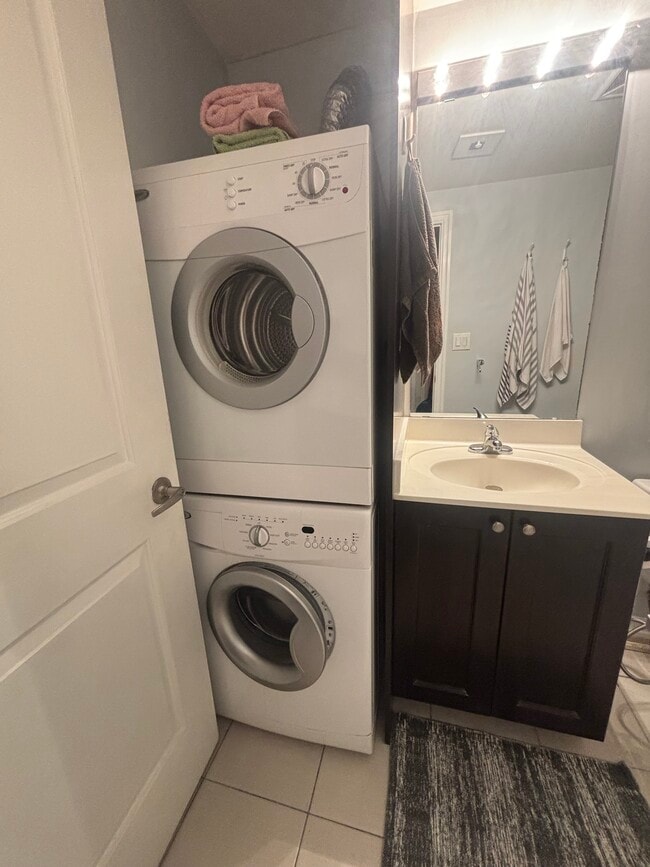 laundry - 5 Sousa Mendes St