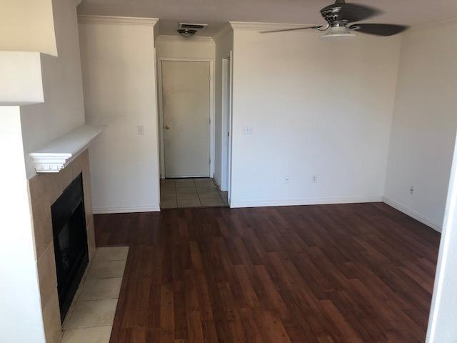 Foto del edificio - 8412 Cornerwood Dr